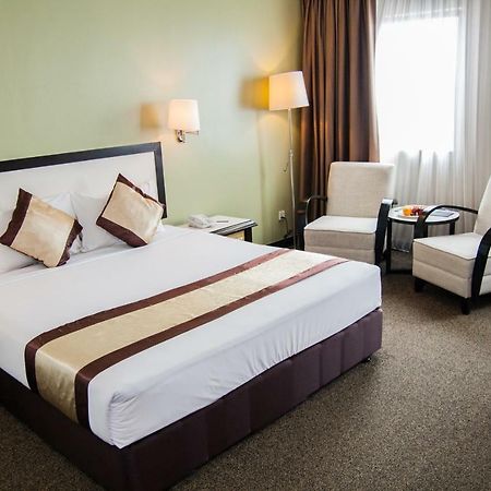Summit Hotel Subang Usj Subang Jaya Kültér fotó