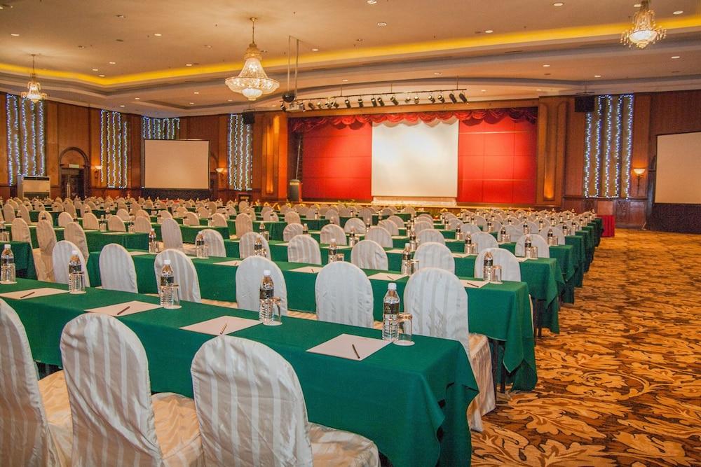 Summit Hotel Subang Usj Subang Jaya Kültér fotó